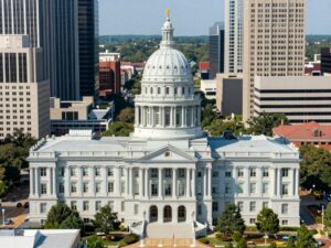 Image of the Georgia State Capitol in Atlanta, representing income tax reforms